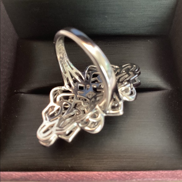 STERLING & DIAMOND RING - Picture 8 of 10